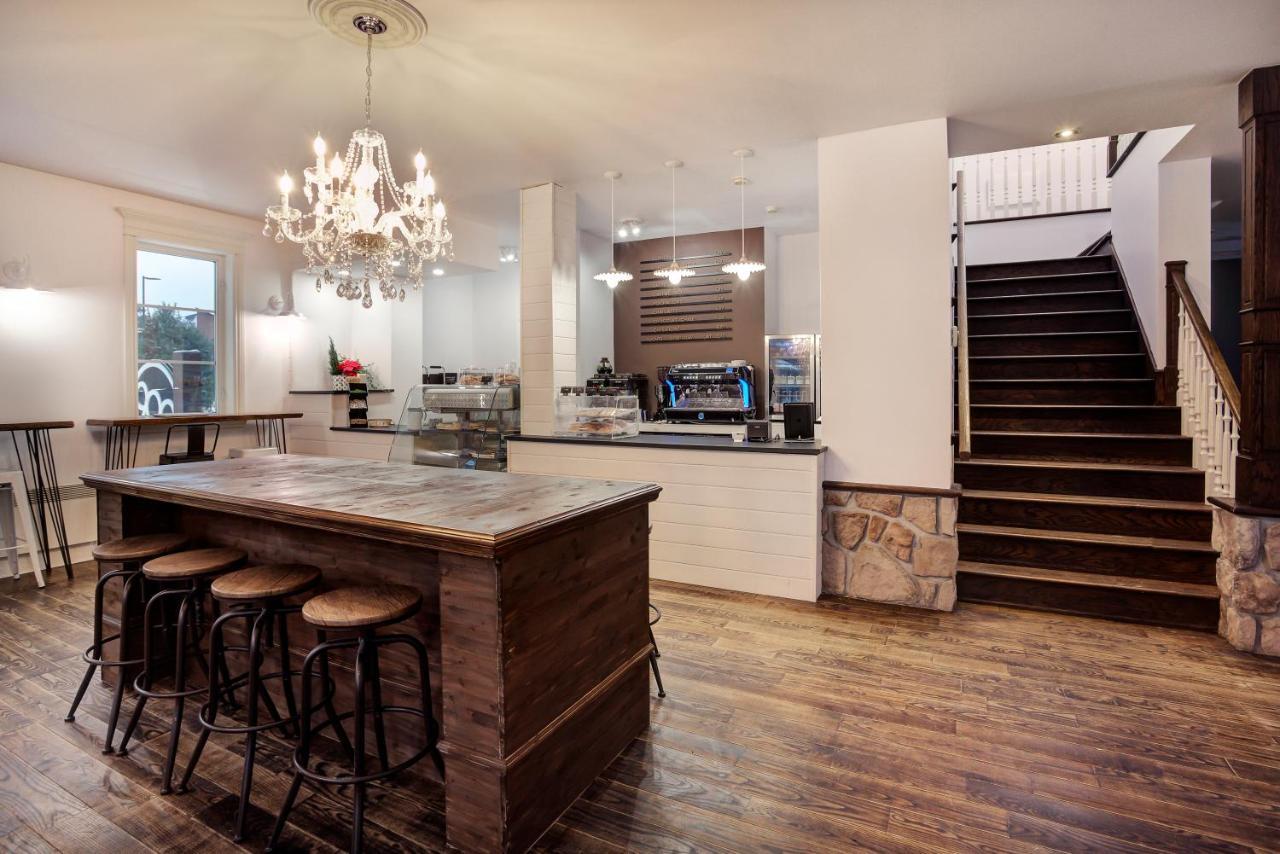 Le 900 Tremblant Inn Cafe And Bistro Mont-Tremblant Luaran gambar